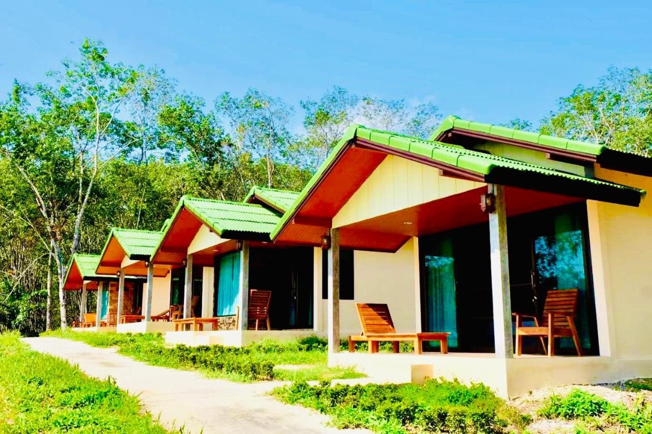 Rinna Resort Ko Mook Dış mekan fotoğraf