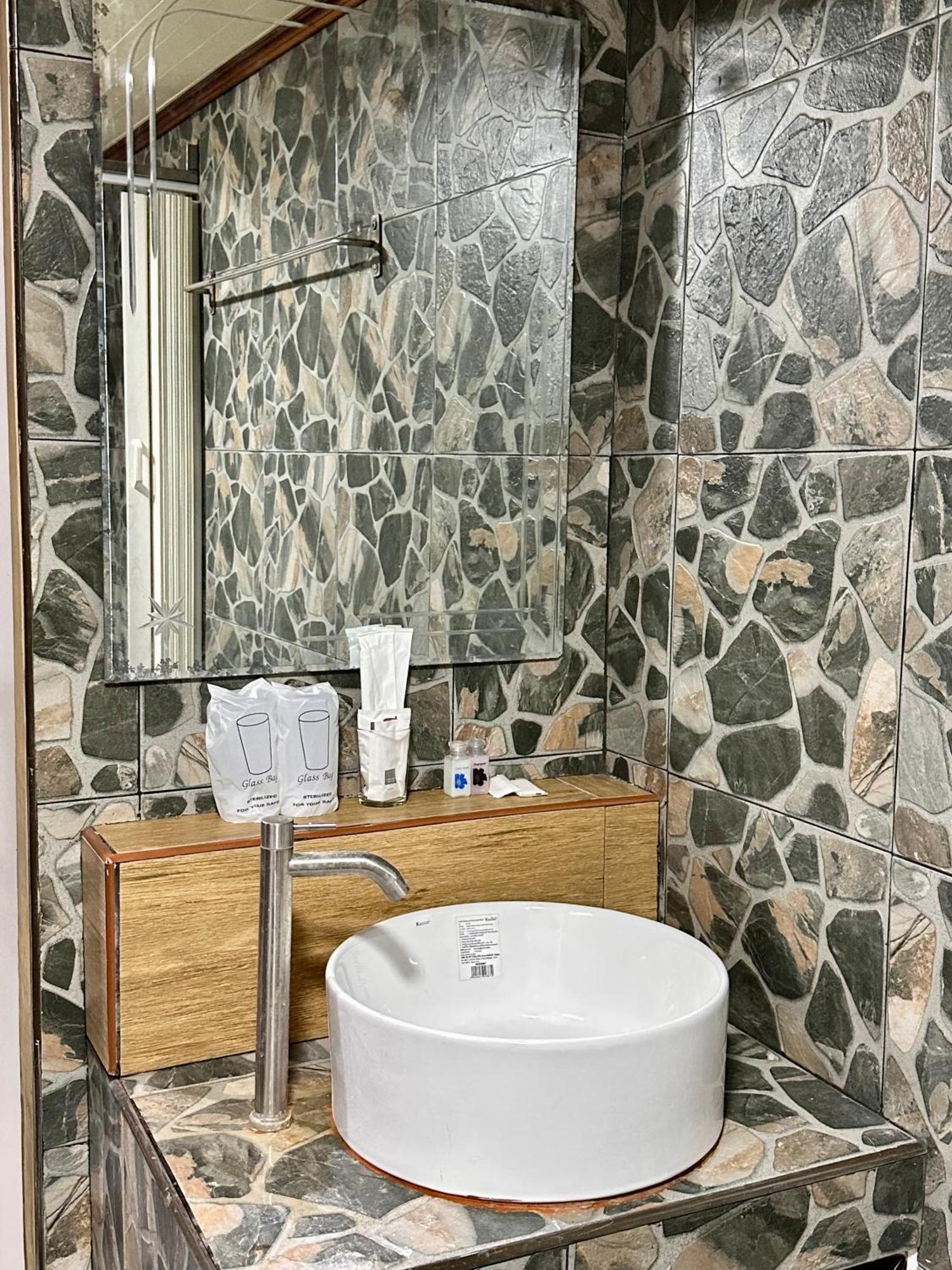 Rinna Resort Ko Mook Dış mekan fotoğraf